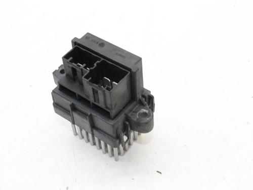 Heater resistor CADILLAC ESCALADE 6.2 AWD | BP39844092M108 - Image 2