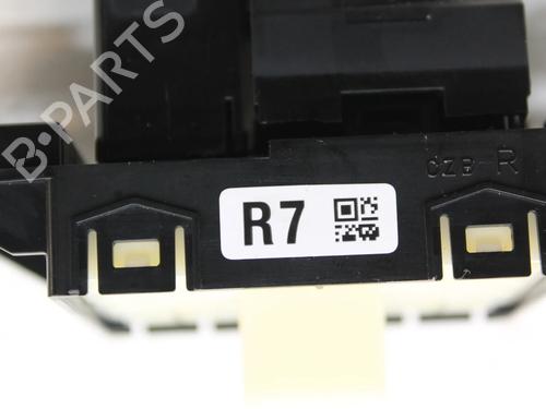 Switch TOYOTA COROLLA Hatchback (_E21_, _EA1_, _EH1_) 1.8 Hybrid (ZWE211, ZWE219) | BP39823773I30 - Image 4