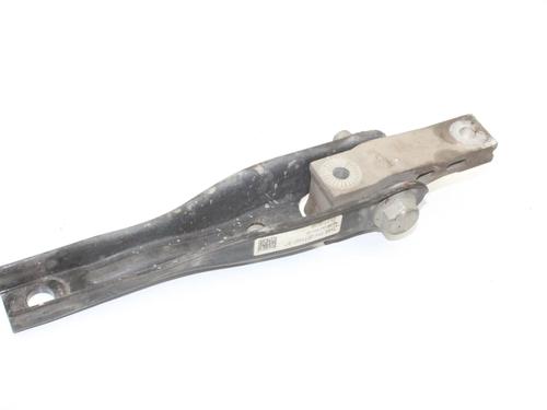 Used Engine mount Engine mount VW GOLF VII (5G1, BQ1, BE1, BE2) 2.0 GTI (230 hp) 39773931 39773931