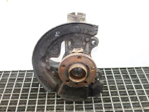Used Right front steering knuckle Right front steering knuckle VOLVO V70 III (135) D5 (205 hp) 39864265 39864265