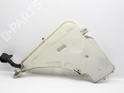Used Windscreen washer tank Windscreen washer tank BMW 1 (F20) 116 i (136 hp) 39870929 39870929