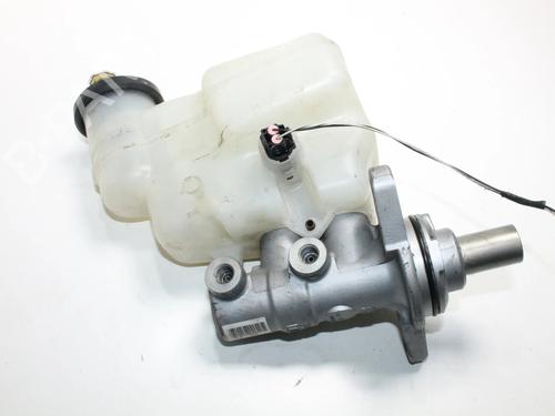 Used Brake fluid reservoir Brake fluid reservoir LEXUS IS III (_E3_) 300h (AVE30_, AVE30R) (223 hp) 39864492 39864492