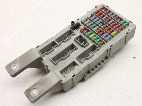 Used Fuse box Fuse box HYUNDAI SANTA FÉ II (CM) 2.2 CRDi GLS 4x4 (150 hp) 39868856 39868856