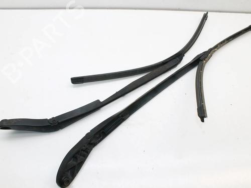 Used Front windshield wiper arm Front windshield wiper arm AUDI A8 D3 (4E2, 4E8) S8 quattro (441 hp) 39828400 39828400