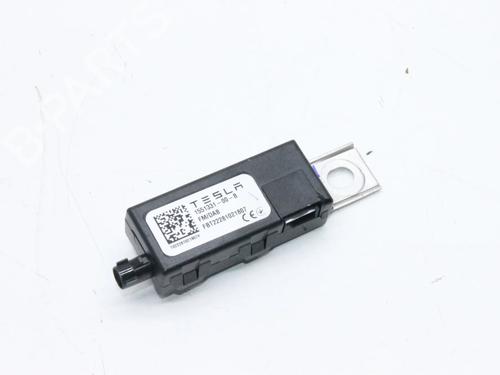 electronic-module-tesla-model-y-5yjy-2019-39773959 main image