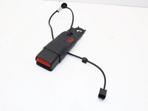 seat-buckle-toyota-yaris-_p21_-_pa1_-_ph1_-2020-39774364 main image