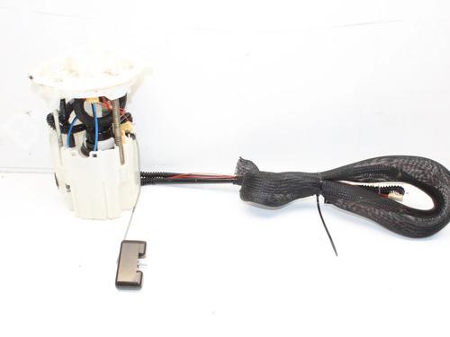 Used Fuel pump Fuel pump VOLVO V60 I (155) D4 (181 hp) 39789333 39789333