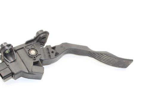 Pedal für Pedal MITSUBISHI OUTLANDER III (GG_W, GF_W, ZJ, ZL, ZK) 2.0 Hybrid 4WD (GG2W) (189 hp) 39788437 39788437