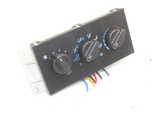 Used Control unit Control unit JEEP CHEROKEE (XJ) 4.0 i 4x4 (178 hp) 39779531 39779531