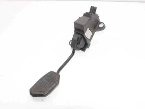 pedal-lexus-nx-_z1_-2014-39769785 main image