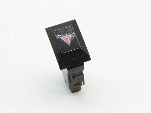 Used Warning switch Warning switch TOYOTA COROLLA Hatchback (_E21_, _EA1_, _EH1_) 1.8 Hybrid (ZWE211, ZWE219) (122 hp) 39872150 39872150