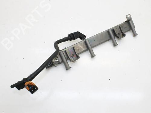 Used Injection rail Injection rail LEXUS ES (_Z10_, _A10_, _H10_) 300h (AXZH10, AXZH11) (218 hp) 39843574 39843574