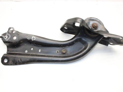 Used Right rear suspension arm Right rear suspension arm TOYOTA YARIS (_P21_, _PA1_, _PH1_) 1.6 GR 4WD (GXPA16) (261 hp) 39829104 39829104