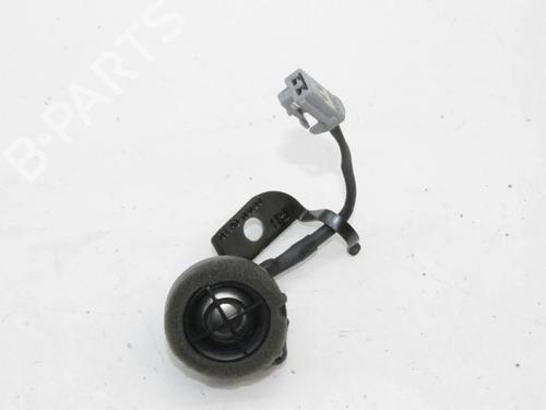 speaker-lexus-sc-convertible-uzz40_-2001-2002-2003-2004-2005-2006-2007-2008-2009-2010-39785736 main image