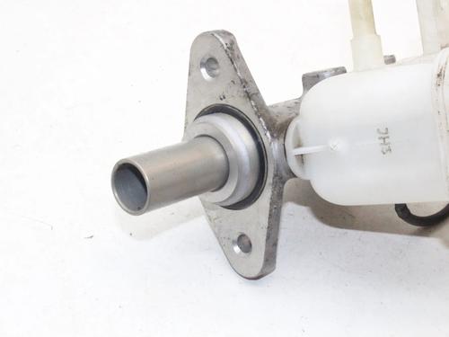 Brake master cylinder KIA OPTIMA (FSGDS6B) 1.7 CRDi | BP39864951M77  - Image 6