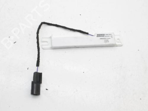 Used Electronic module Electronic module RENAULT CAPTUR II (HF_) TCe 100 (HFMT) (101 hp) 39851302 39851302
