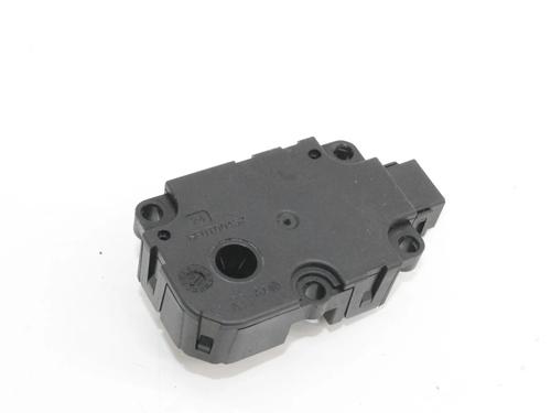 Used Electronic module Electronic module MERCEDES-BENZ S-CLASS (W222, V222, X222) S 350 BlueTEC / d (222.132, 222.032, 222.123) (258 hp) 39860082 39860082