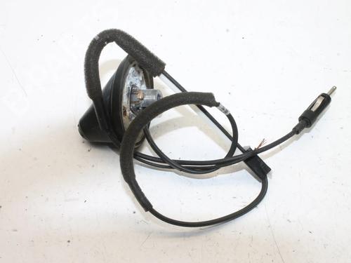 Antenne/Base Antenne/Base TOYOTA PRIUS Liftback (_W2_) 1.5 Hybrid (NHW20_, NHW20R) (112 hp) 39864723 39864723
