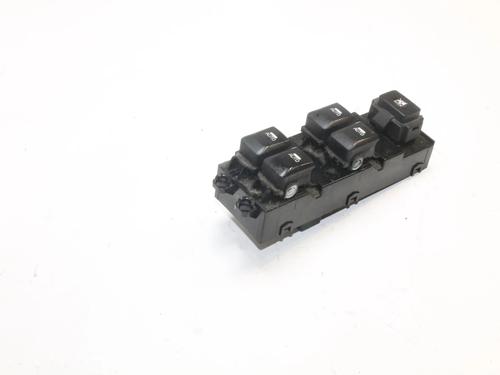 Right front window switch KIA CEE'D Sportswagon (JD) 1.6 CRDi 128 | BP39825505I26 - Image 2