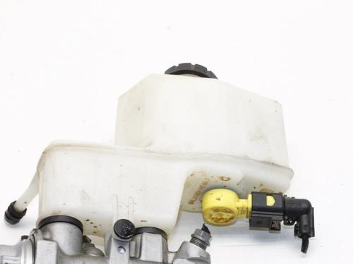Brake master cylinder SEAT ARONA (KJ7, KJP) 1.0 TSI | BP39852281M77 - Image 2