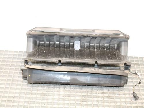 grille-land-rover-discovery-iii-l319-2004-2005-2006-2007-2008-2009-39795949 main image