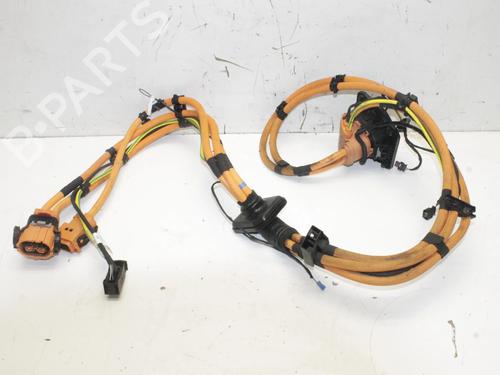 cable-mercedes-benz-eqa-h243-2021-39775306 main image