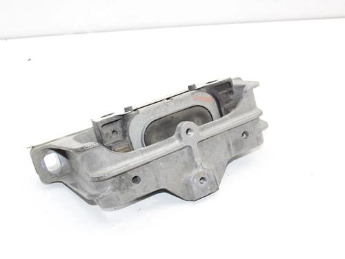 Used Engine mount Engine mount MERCEDES-BENZ GLA-CLASS (X156) GLA 220 CDI 4-matic (156.905) (170 hp) 39792472 39792472
