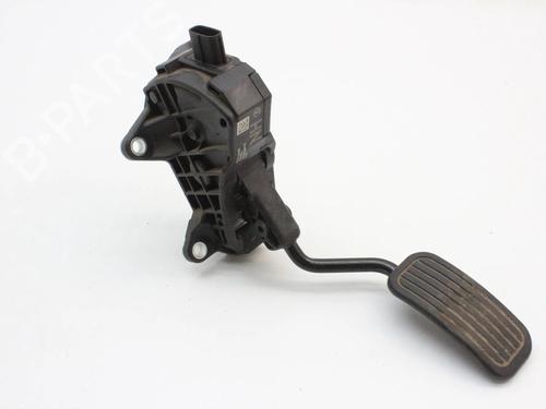 Pedal TOYOTA COROLLA Hatchback (_E21_, _EA1_, _EH1_) 1.8 Hybrid (ZWE211, ZWE219) | BP39877893I4 - Image 1
