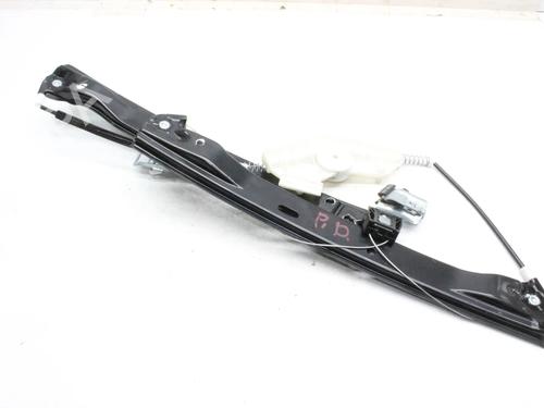 Used Front right window mechanism Front right window mechanism MERCEDES-BENZ E-CLASS T-Model (S212) E 350 BlueTEC (212.226) (258 hp) 39796149 39796149