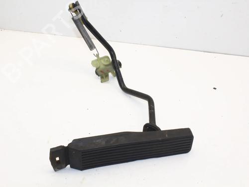 Used Pedal Pedal MERCEDES-BENZ 190 (W201) D 2.5 (201.126) (94 hp) 39855598 39855598