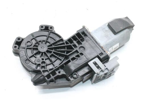 Right rear window motor TESLA MODEL S (5YJS) 85D AWD | BP39832980E22 - Image 2