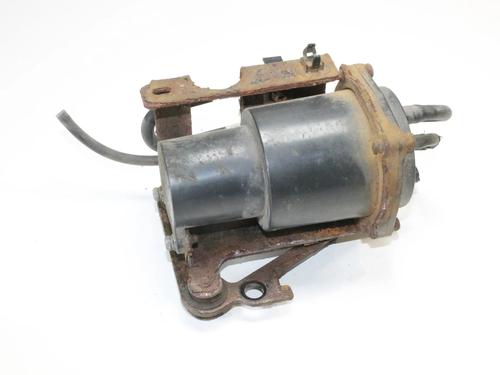 vacuum-pump-nissan-qashqai-ii-j11-j11_-2013-39770889 main image