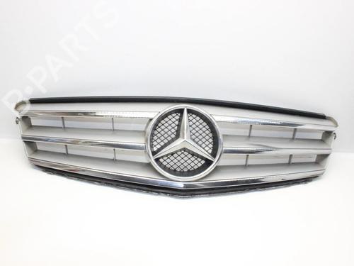 Rejilla Rejilla MERCEDES-BENZ C-CLASS (W204) C 220 CDI (204.002) (170 hp) 39875839 39875839