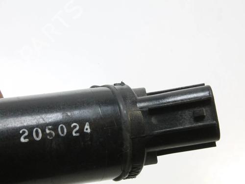 Washer pump SUBARU FORESTER (SH_) 2.0 AWD (SH5) | BP39799125E24 - Image 3