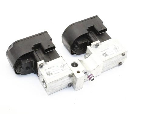 Electronic sensor JAGUAR I-PACE (X590) EV400 AWD | BP39825241M84 - Image 2