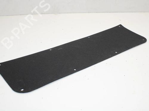 tailgate-trim-toyota-yaris-_p21_-_pa1_-_ph1_-2020-39783530 main image