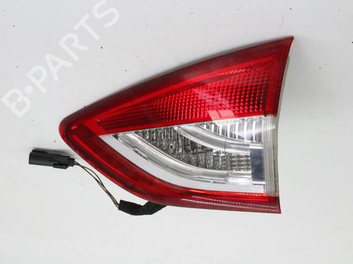 Used Right tailgate light Right tailgate light FORD KUGA II (DM2) 2.0 TDCi 4x4 (163 hp) 39802147 39802147