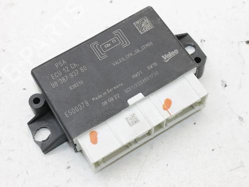 Used Electronic module Electronic module PEUGEOT 2008 II (UD_, US_, UY_, UJ_, UR_, UC_) 1.2 PureTech 130 (USHNS, URHNS) (130 hp) 39840571 39840571