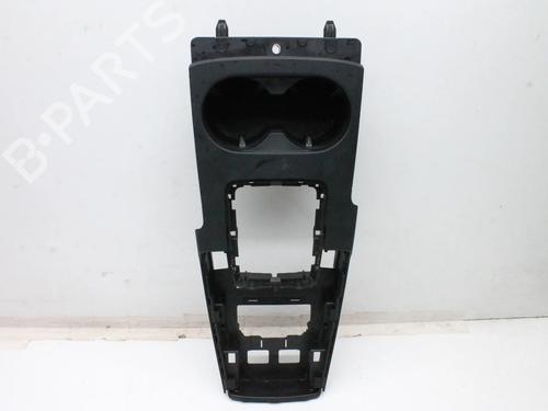 Used Middle console Middle console AUDI A3 Limousine (8VS, 8VM) S3 quattro (286 hp) 39832280 39832280