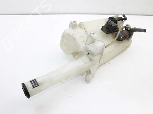 Used Windscreen washer tank Windscreen washer tank LEXUS LS (_F2_) 400 (UCF20_) (294 hp) 39799544 39799544