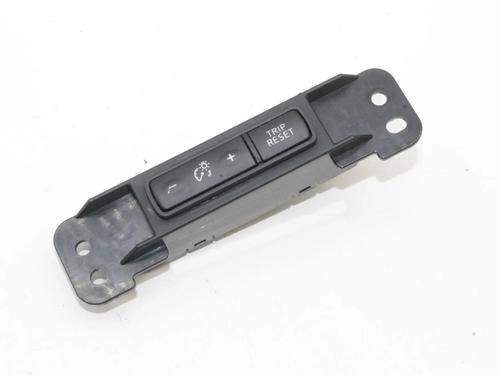 Used Switch Switch NISSAN MICRA V (K14) 0.9 IG-T (90 hp) 39810096 39810096