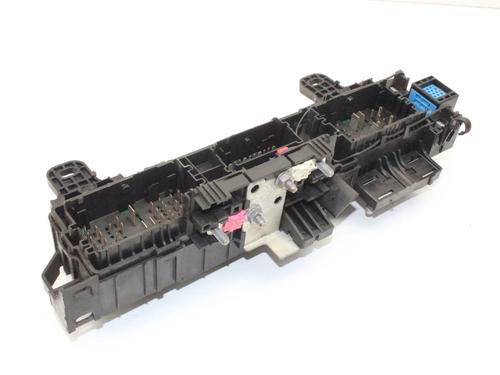 Fuse box TESLA MODEL S (5YJS) 75 | BP39833819E1 - Image 4