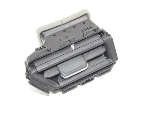 Grille d'aération Grille d'aération SUZUKI SX4 S-Cross (JY) 1.4 Hybrid (Mild Hybrid) (AKK 414) (129 hp) 39874366 39874366