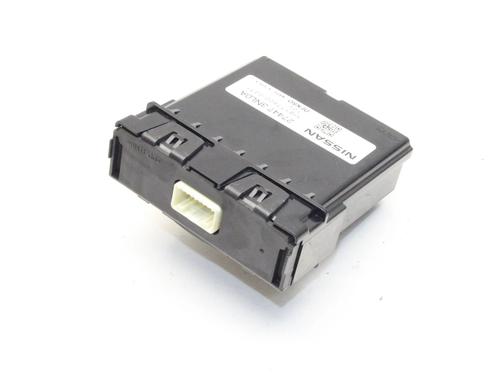 Used Control unit Control unit NISSAN LEAF (ZE0) Electric (109 hp) 39835311 39835311