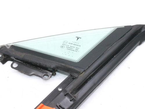 Vidro triangular frente esquerdo TESLA MODEL S (5YJS) 85D AWD | BP39768112C111 - Image 3