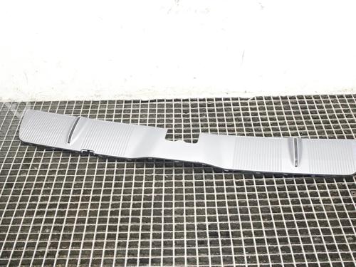 Bagerste kofanger spoiler Bagerste kofanger spoiler MG MG 4 (EH32) EV (204 hp) 39869131 39869131