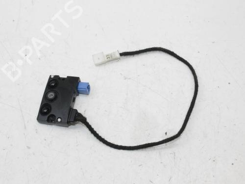 Camera TESLA MODEL Y (5YJY) EV Rear-Wheel Drive | BP39864434E14 - Image 2