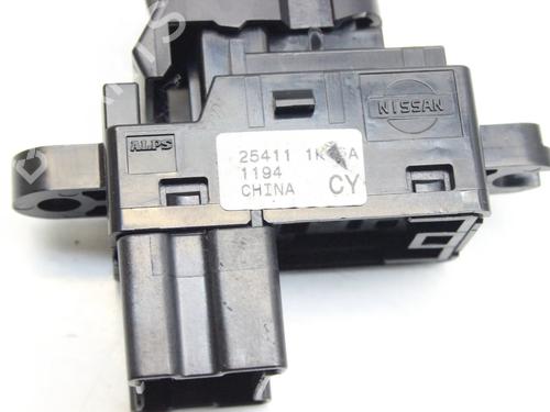 Left rear window switch NISSAN LEAF (ZE0) Electric | BP39838197I29 - Image 4