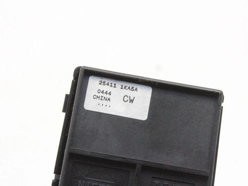 Left front window switch NISSAN LEAF (ZE0) Electric | BP39819297I27 - Image 4