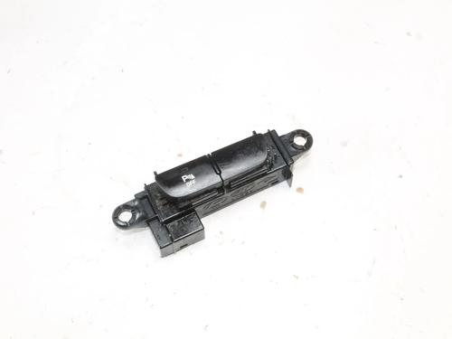 Used Switch Switch KIA CEE'D (JD) 1.6 CRDi 128 (128 hp) 39840113 39840113